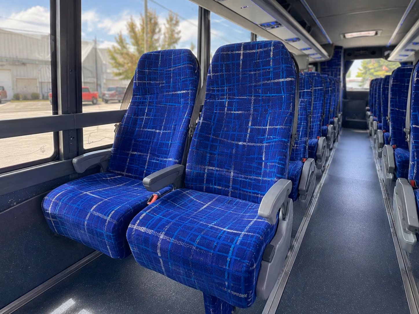 school field trip charter bus rentals in new haven